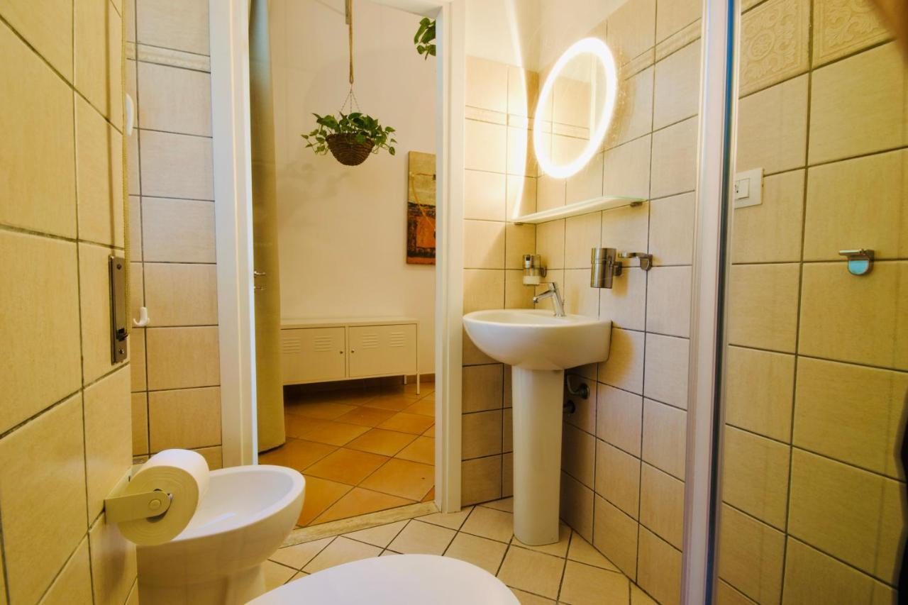 Kiwi Apartment Latina Ngoại thất bức ảnh