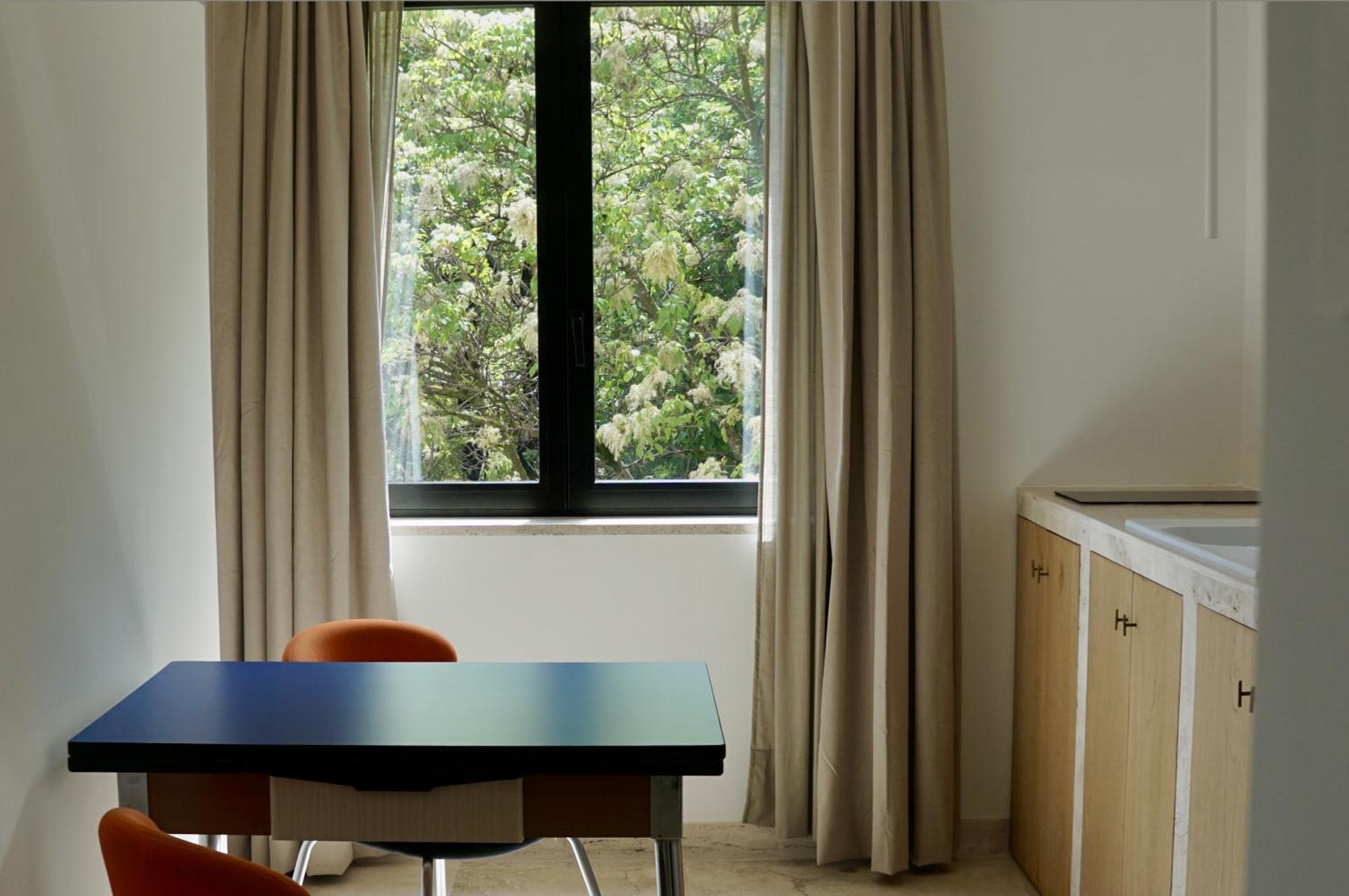 Kiwi Apartment Latina Ngoại thất bức ảnh