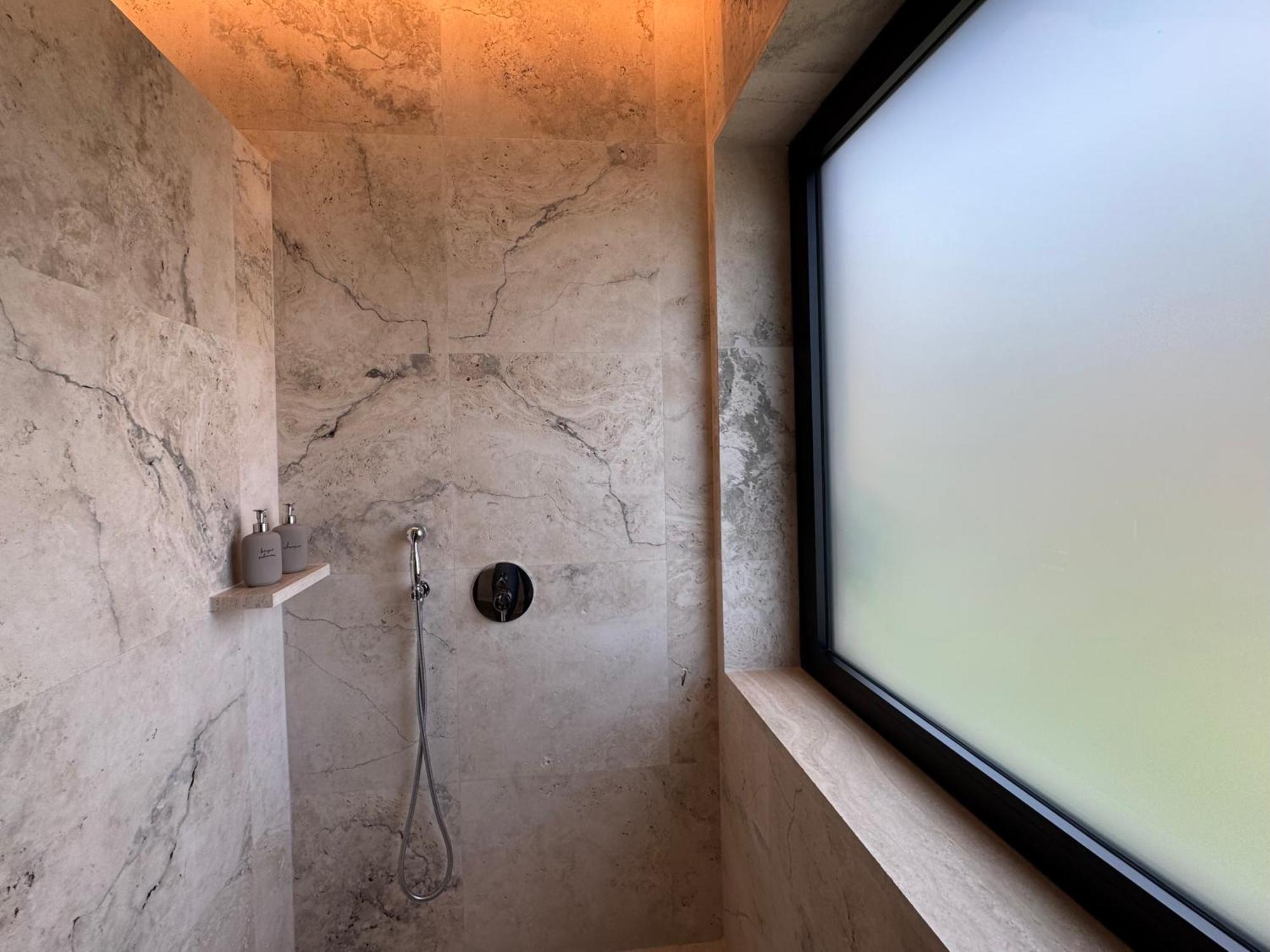 Kiwi Apartment Latina Ngoại thất bức ảnh